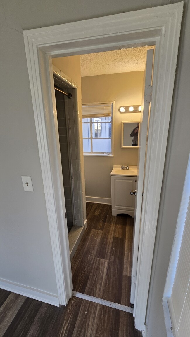 Building Photo - 512 Woodward Ave