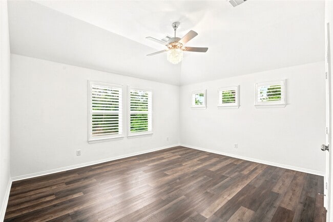 Building Photo - 1202 Vilamoura Ct