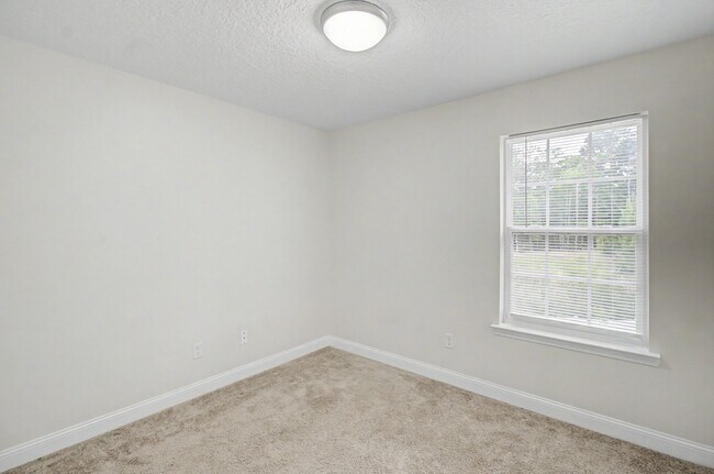 Building Photo - 1223 Cypress Fall Cir