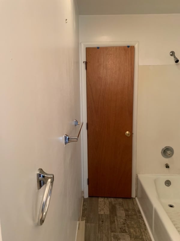 Building Photo - 703 S 28th St