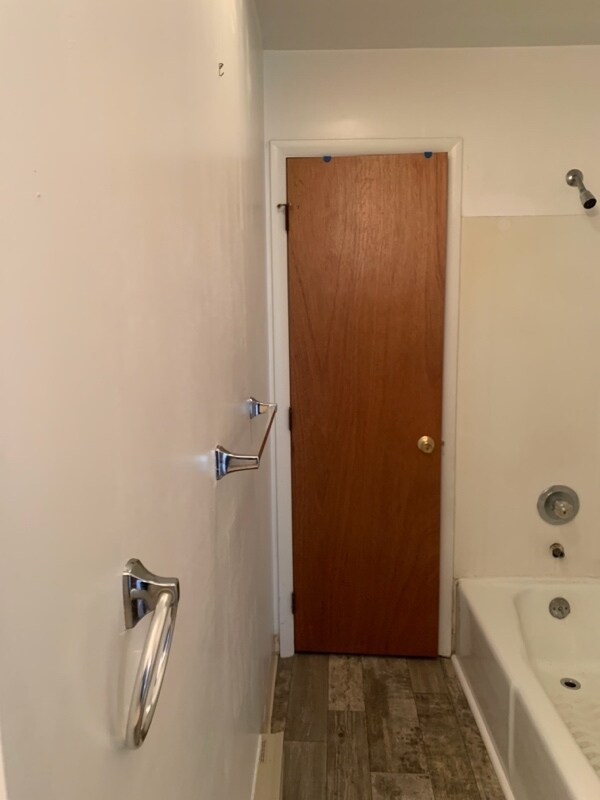 Building Photo - 703 S 28th St
