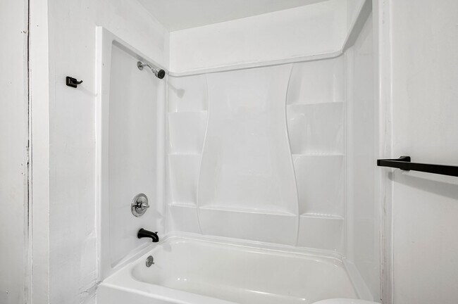 Building Photo - 921 15th St