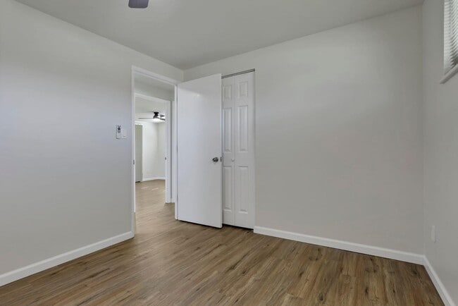 Building Photo - 1572 Ives Ave