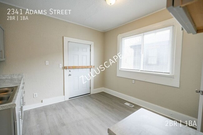 Building Photo - 2341 E Adams St