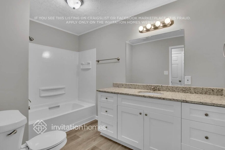 Building Photo - 3753 Briarcliff Dr