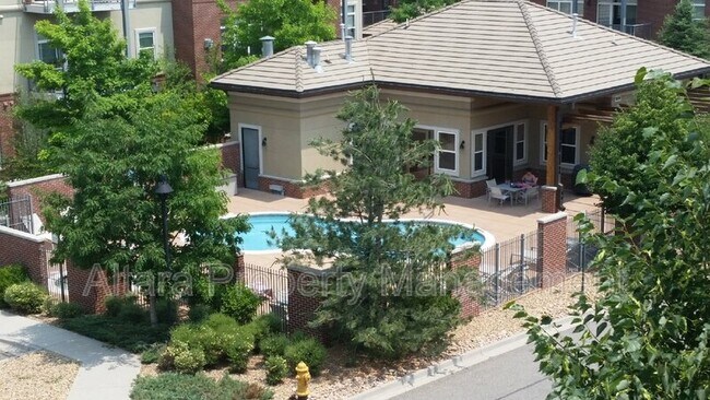 Building Photo - 5401 S Park Terrace Ave