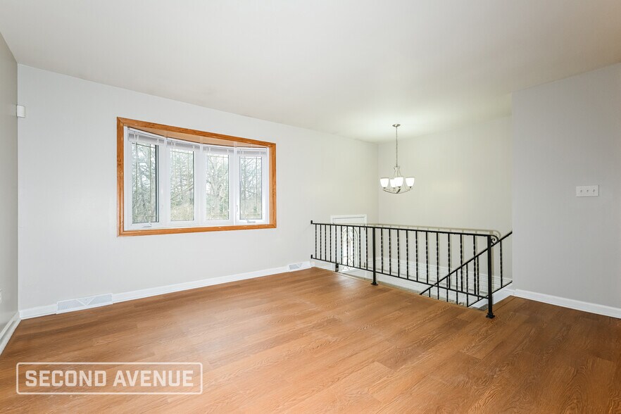 Building Photo - 1405 Cavitt Rd