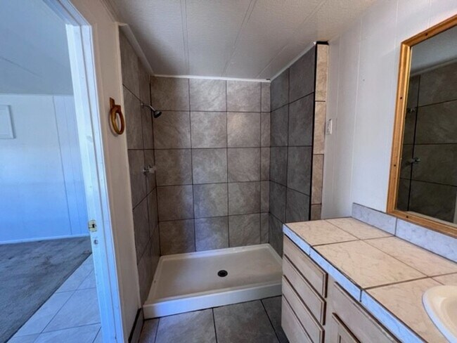 Building Photo - 1288 Pima Way