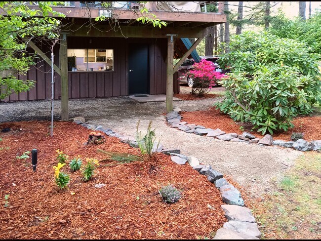 Rear entrance - 8008 149th St NW