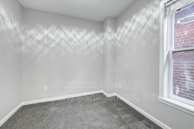 Building Photo - 3451 W 34th Ave