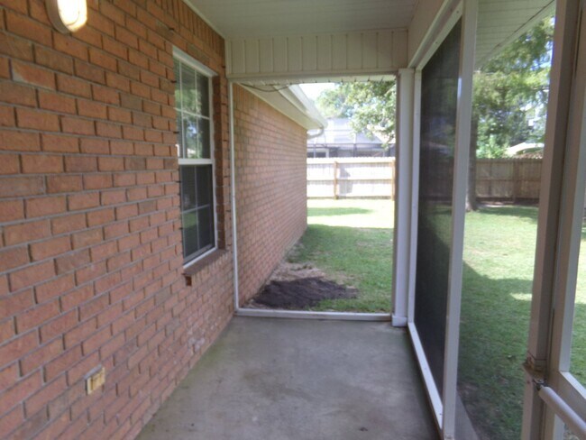 Building Photo - Perdido Bay Country Club Estates – 3BR/2BA...