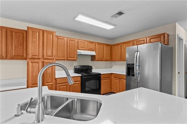 Building Photo - 2155 Southbrook Ridge NW