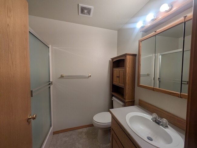 Building Photo - 118 Geneva Ct