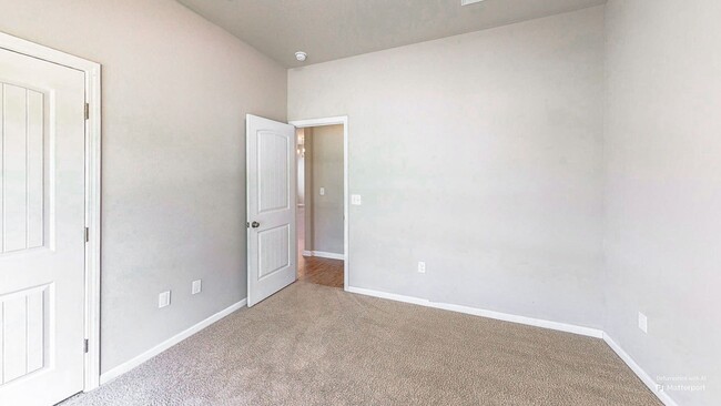 Building Photo - We are offering a November move-in special...