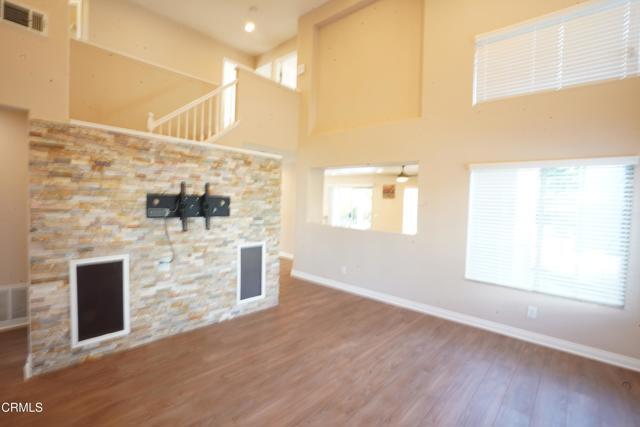 Building Photo - 401 Hermosa Way