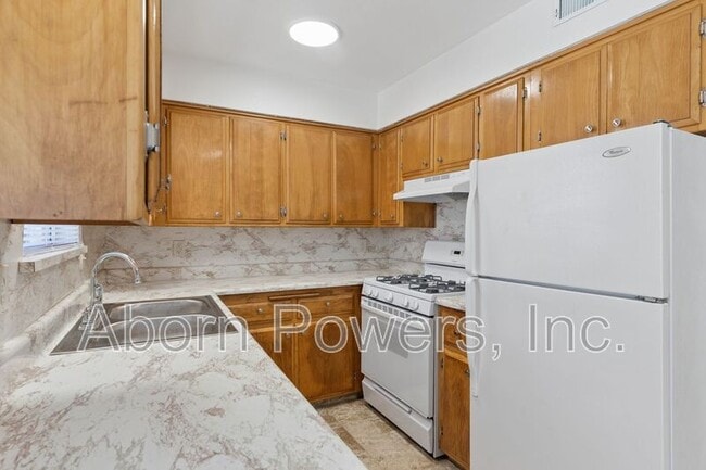 Building Photo - 1255-1275 Williams Way