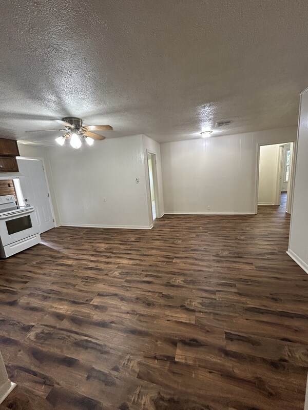 Building Photo - 157 FM 3393