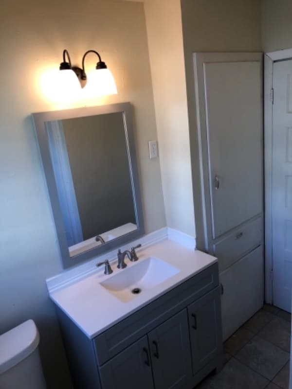 Building Photo - 9707 Santa Cruz St