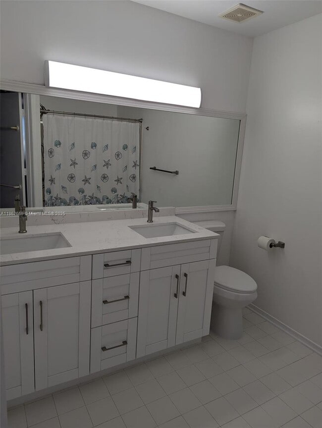 Building Photo - 16699 Hemingway Dr