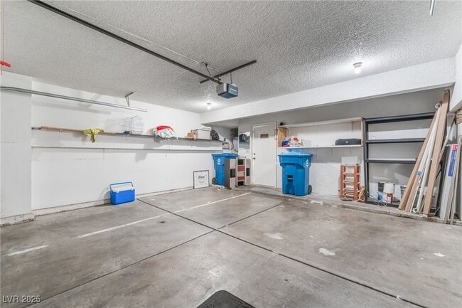 Building Photo - 2692 Matogroso Ln