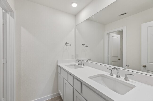 Building Photo - 113 Cypress Pond Pl