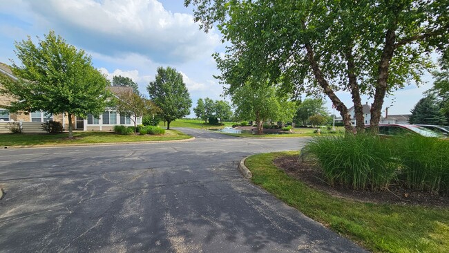 Building Photo - Bridgewater Two bedroom Condo Available!
