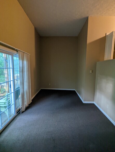 Basement - 8838 Stone Way NW