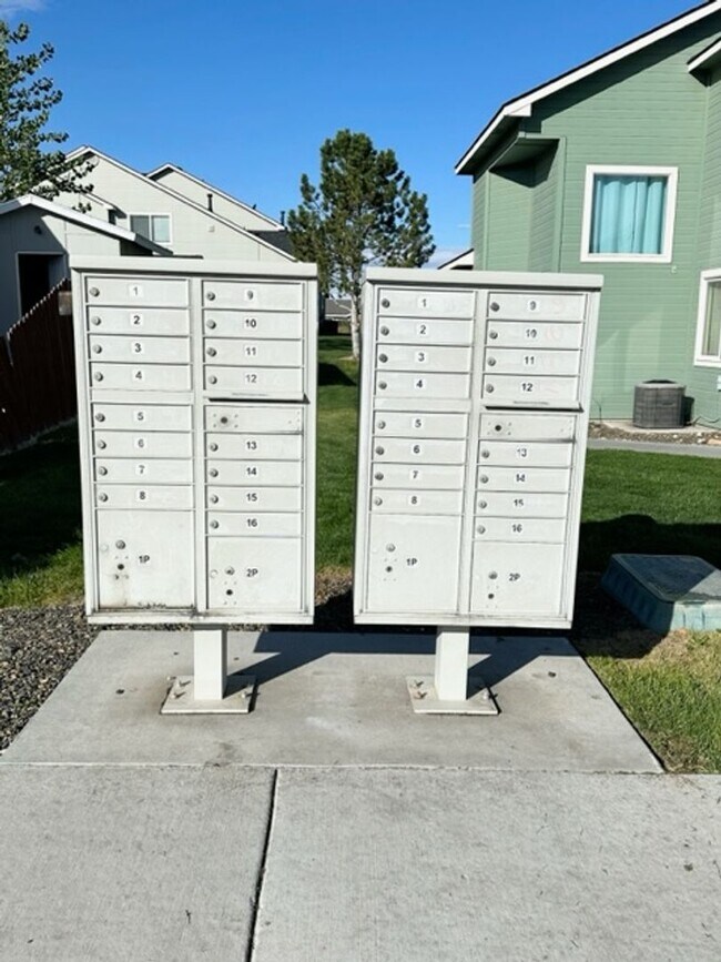 Building Photo - 3922 Idaho Ave