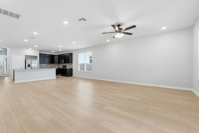 Building Photo - 7828 Krenek Tap Dr