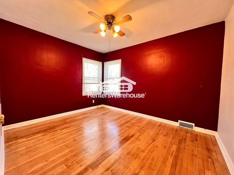 Building Photo - 1144 Polk Blvd