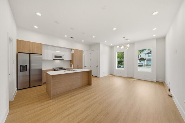 Building Photo - 6514 Luce St