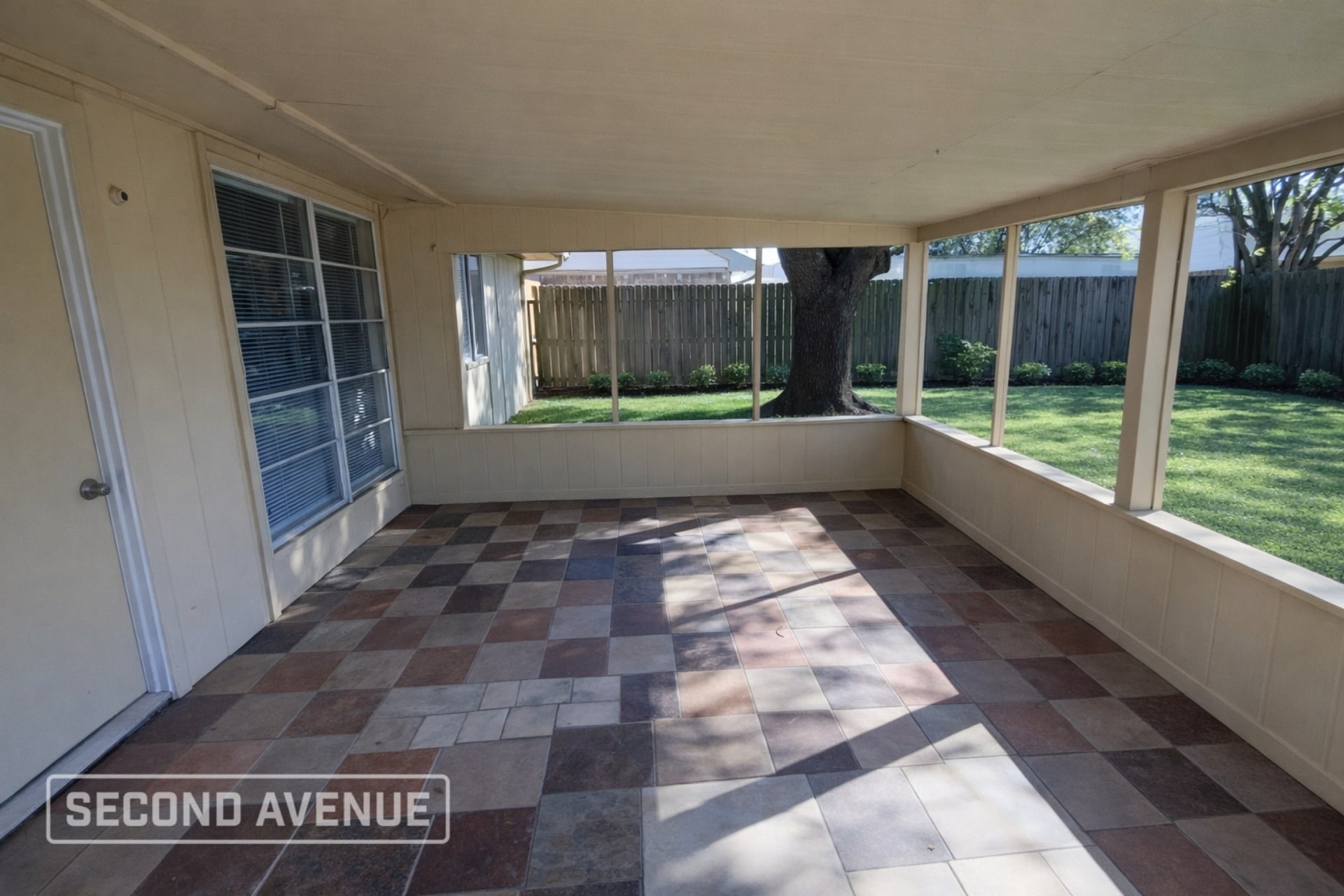 Building Photo - 15907 Wingdale Dr