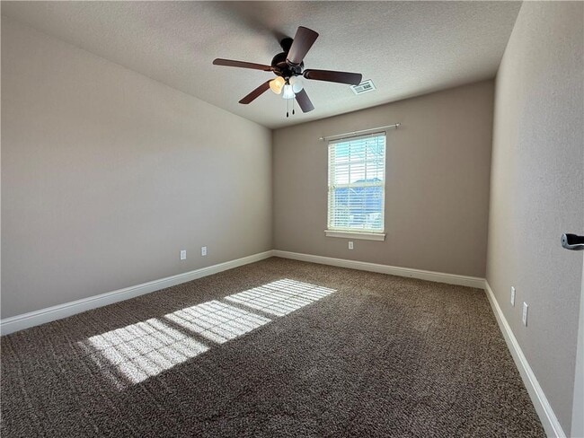 Building Photo - 3100 SW Wargate Ave