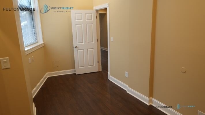 Building Photo - 1357 N Ashland Ave