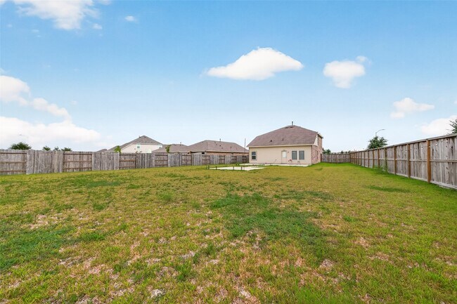 Building Photo - 3242 Spanish Oak Ln