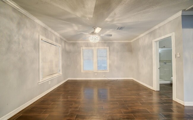 Building Photo - 3905 Billingsley St