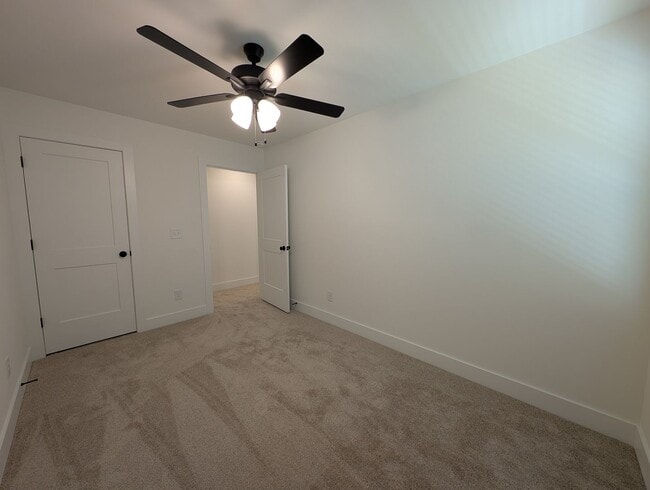 Building Photo - Newly built 2 story, 3 bedroom, 2.5 bath duplex located in Kannapolis!