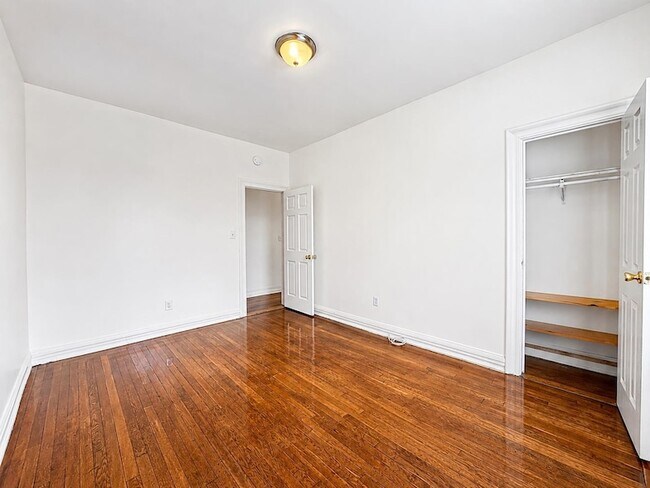 Building Photo - 429 Fairmount Ave