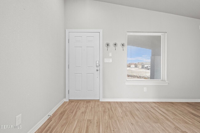 Building Photo - 1056 Nalito Beltran Pl