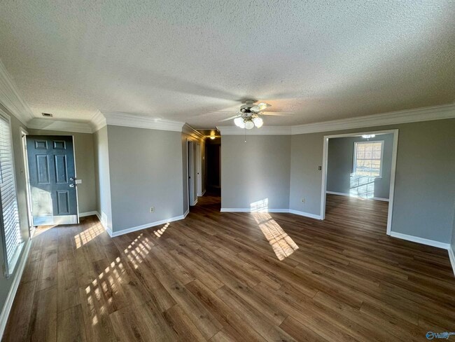 Building Photo - 17171 New Cut Rd