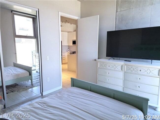 Building Photo - Welcome to effortless luxury living at The...