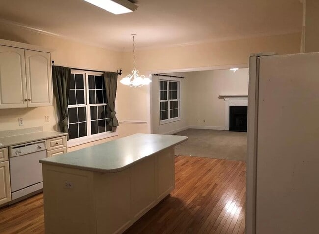 Building Photo - 5 BR/3 Bath in Willow Pointe (Lake Carolina)