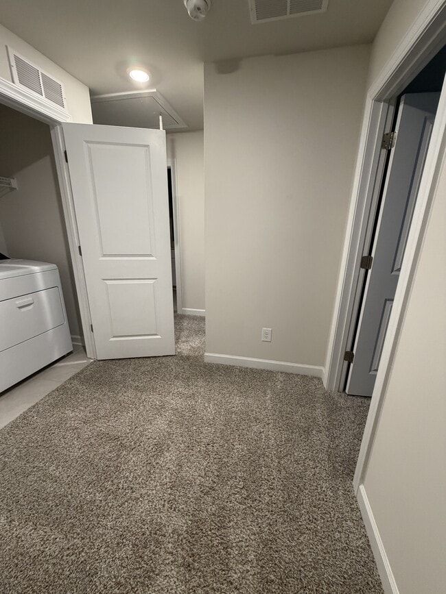 Building Photo - 1453 Old Rivers Rd