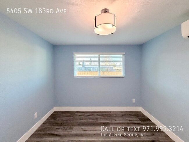 Building Photo - 5405 SW 183rd Ave