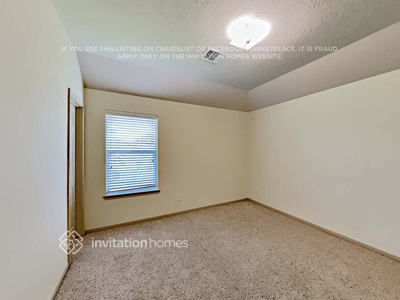 Building Photo - 1042 Bahia Vista Dr