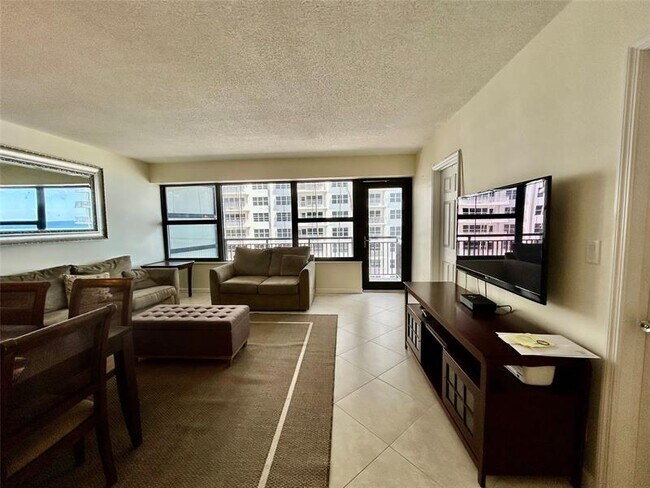 Building Photo - 3800 Galt Ocean Dr