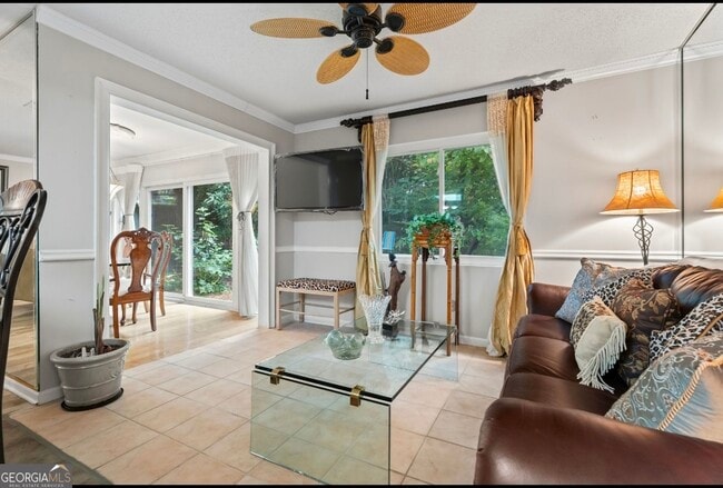 Building Photo - 81 Hampshire Ct