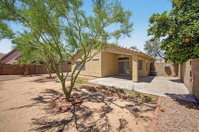 Building Photo - 7043 W Phelps Rd