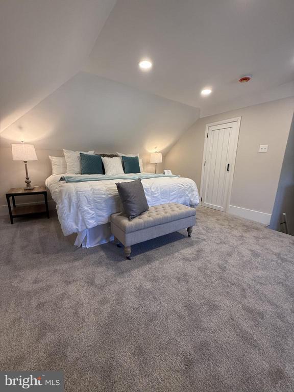 Building Photo - 10141 Liberty Rd