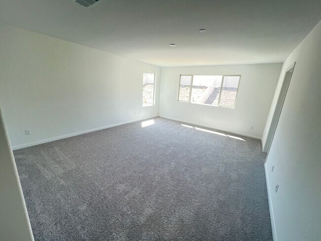 Building Photo - 21469 Thomas Ct